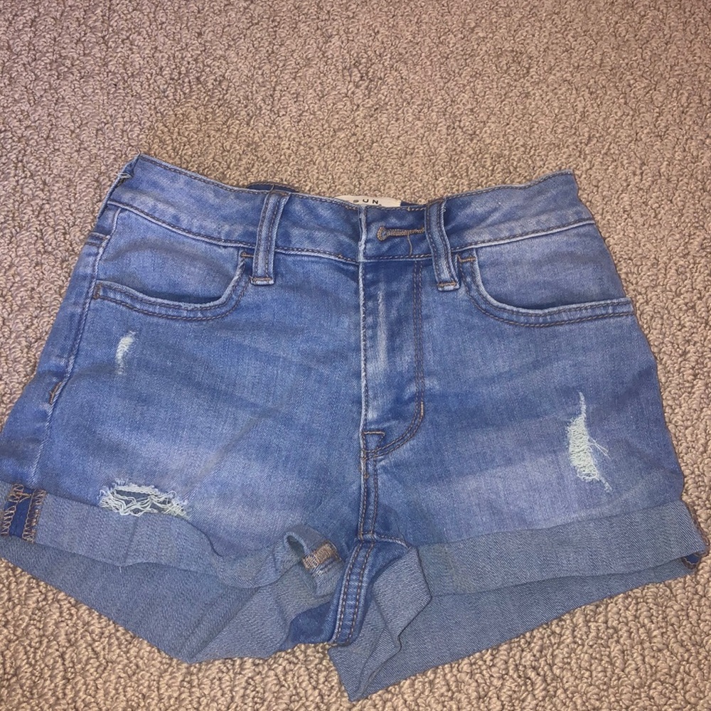 blue PacSun jean shorts
